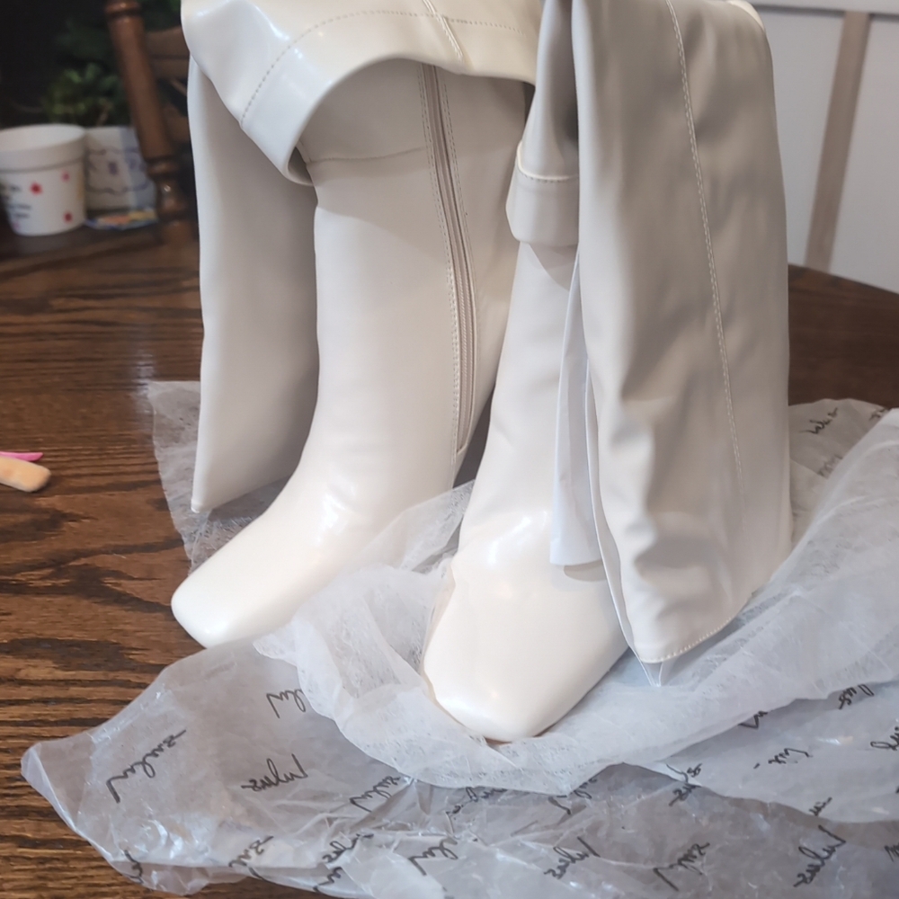 Lulu Lorlia Almond Square Toe Knee High Boots